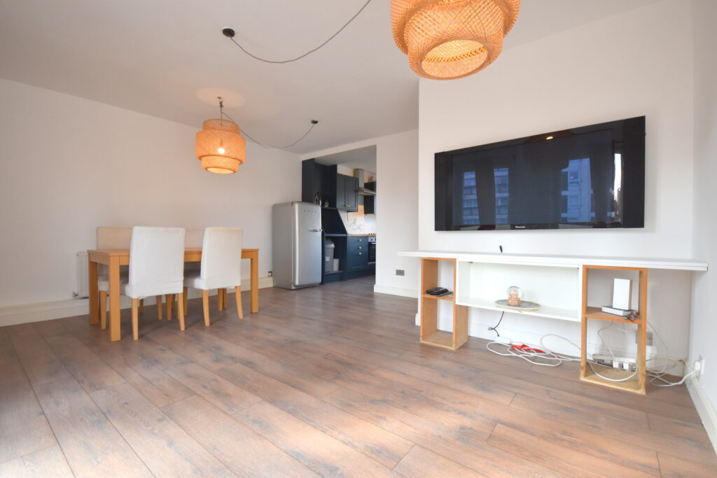 2 Bed Apartment to Rent in Camberwell