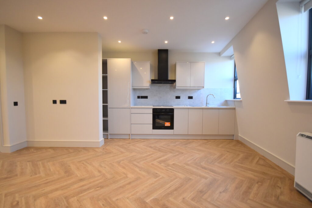 2 Bed Apartment To Rent In Crystal Palace